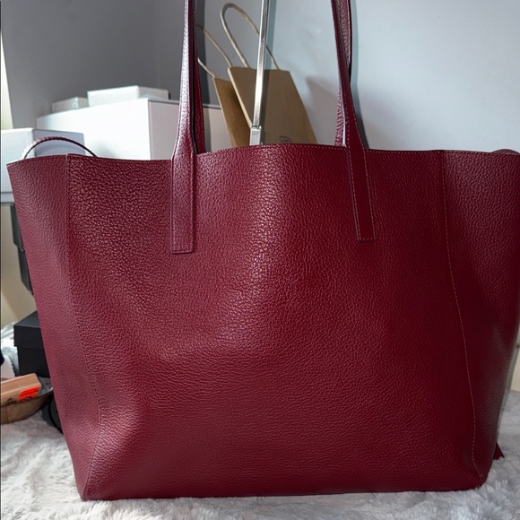 MCM Wandel Burgundy and Silver Reversible Leather Tote - Picture 4 of 16